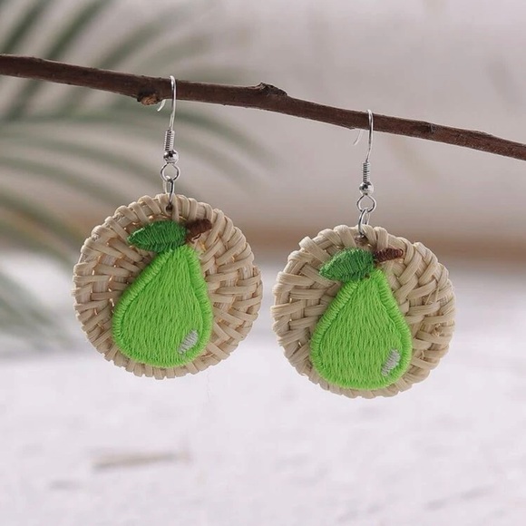 ❤️Pear Rattan Drop Earrings - Picture 2 of 7